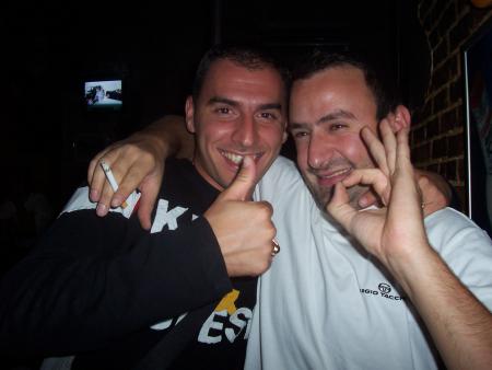 2 gars un peu frimeurs